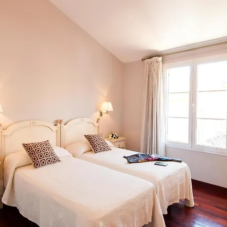 Villa Meloneras Luxury Retreat In Gran Canaria Private Heated Pool Beautiful Terrace Bbq Short Distance From Meloneras And Mapalomas Beach, Las Palmas de Gran Canaria