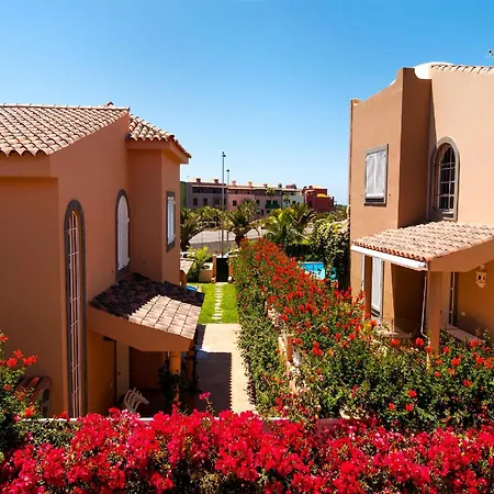 Vila Meloneras Luxury Retreat In Gran Canaria Private Heated Pool Beautiful Terrace Bbq Short Distance From Meloneras And Mapalomas Beach, Las Palmas de Gran Canaria